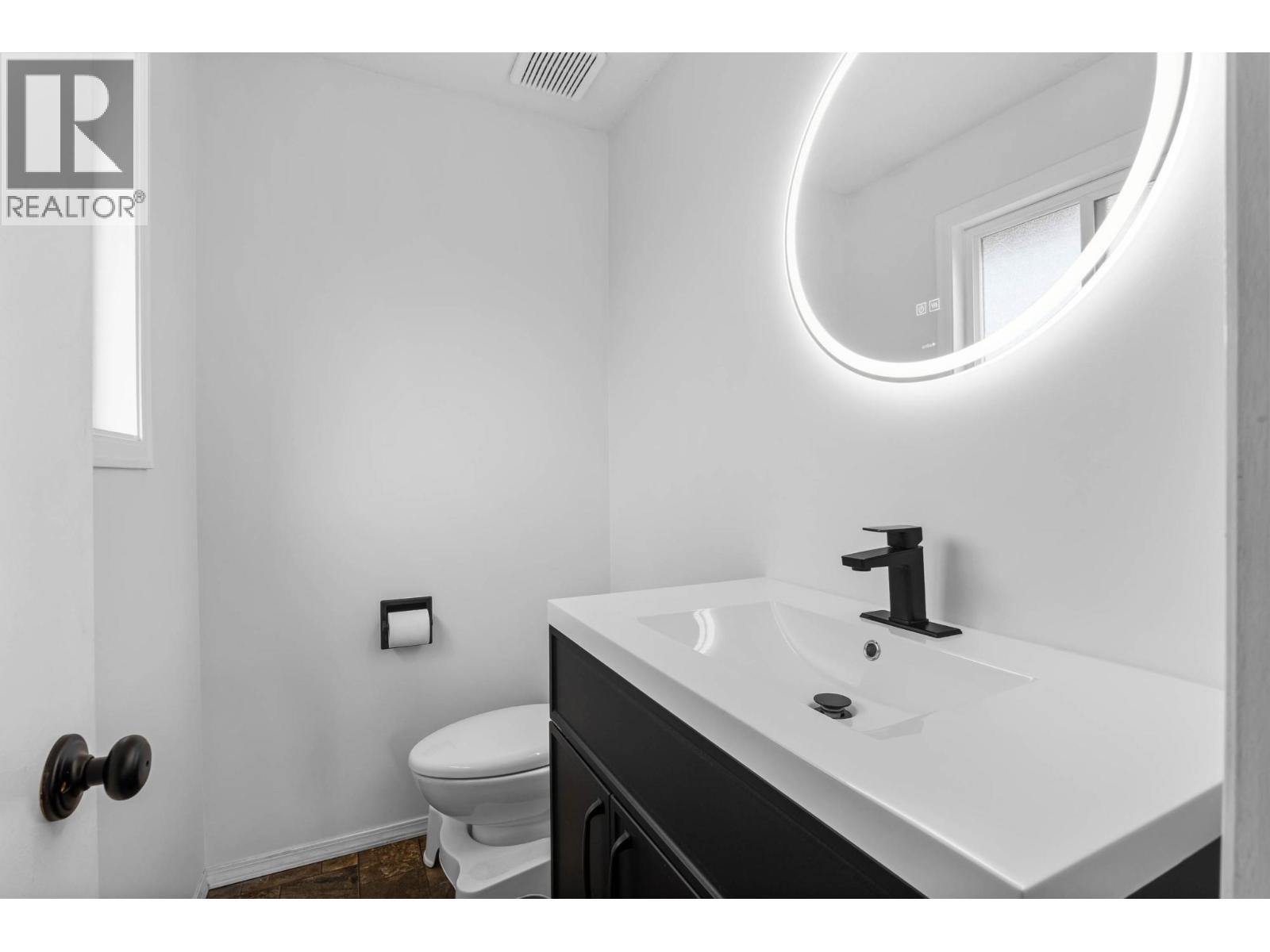 Photo 18 of 509 Durango Drive, Kamloops BC