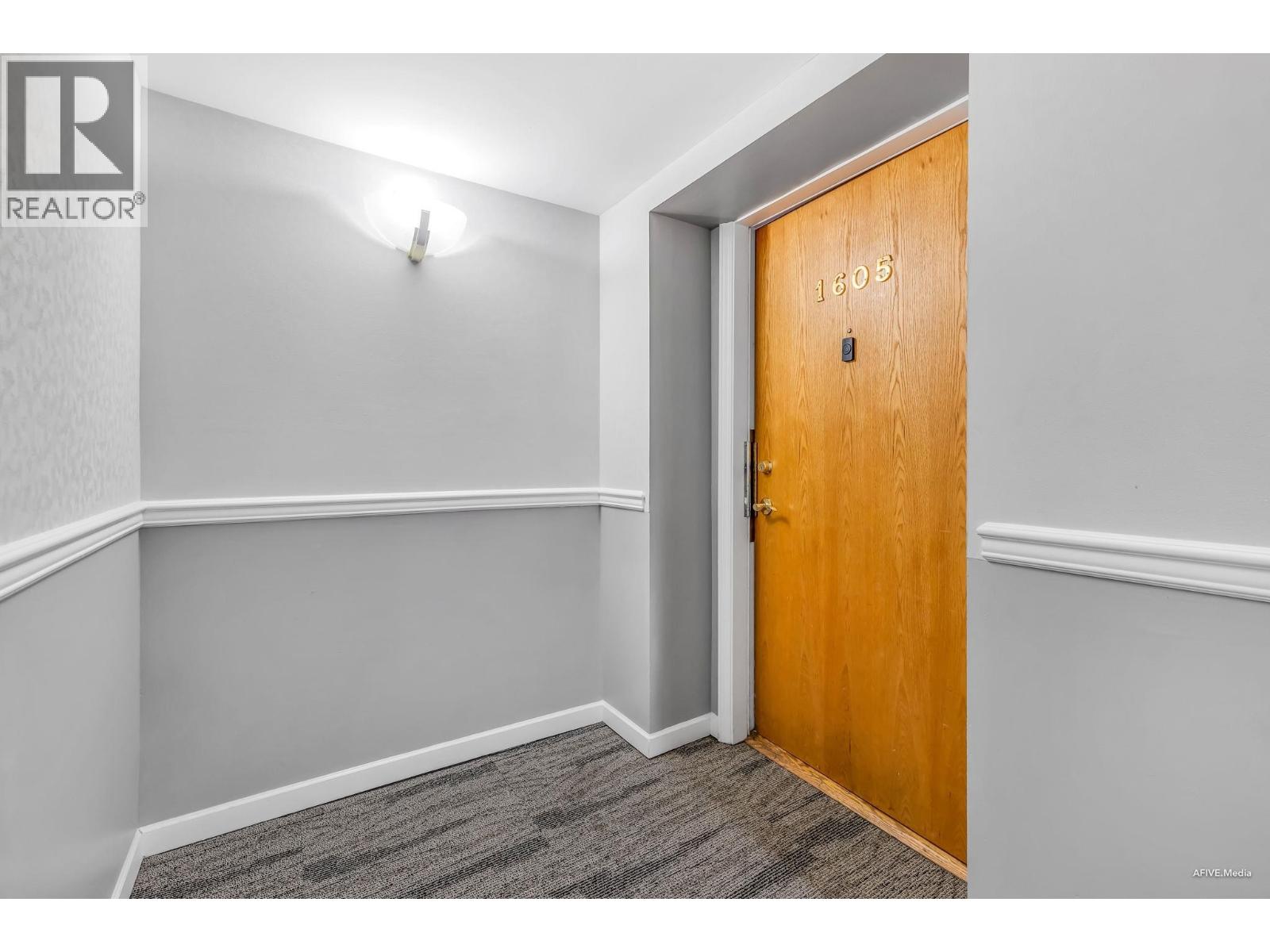 Photo 5 of 1605 1185 Quayside Drive, New Westminster BC