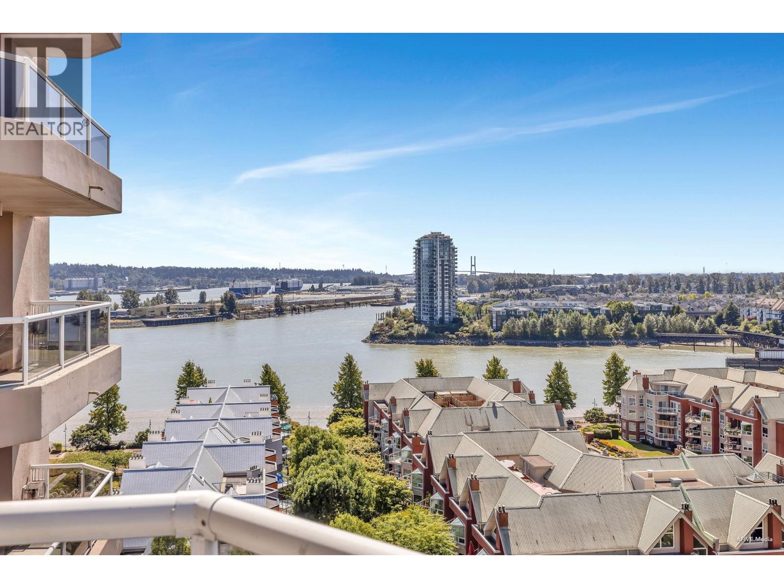 Photo 22 of 1605 1185 Quayside Drive, New Westminster BC