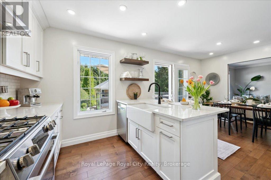 Photo 17 of 790 Dianne Crescent, Centre Wellington ON