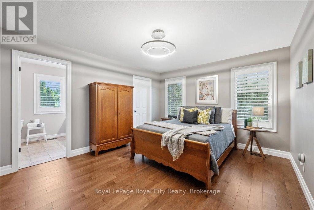 Photo 20 of 790 Dianne Crescent, Centre Wellington ON