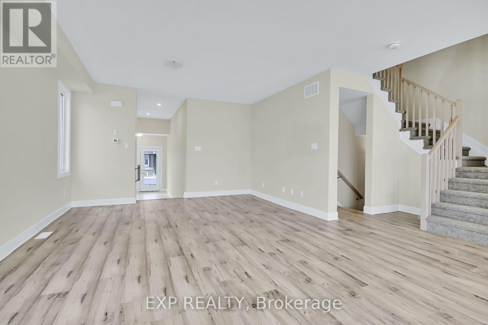 Photo 8 of 23 Reynolds Avenue, Carleton Place ON