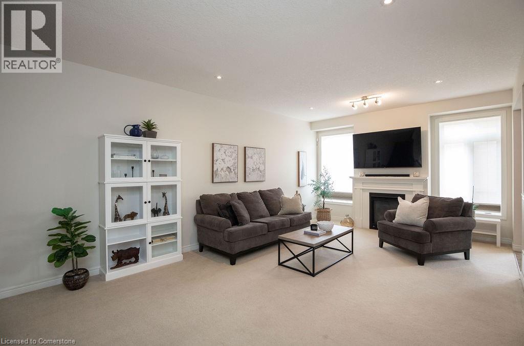 Photo 5 of 69 Winslow Way, Stoney Creek ON