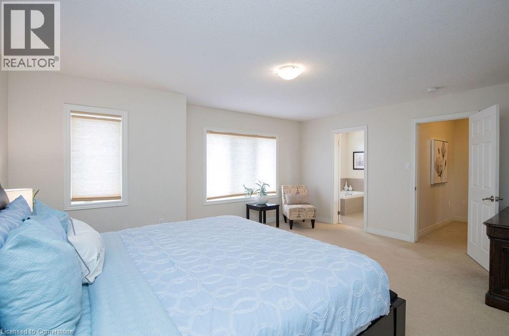 Photo 18 of 69 Winslow Way, Stoney Creek ON
