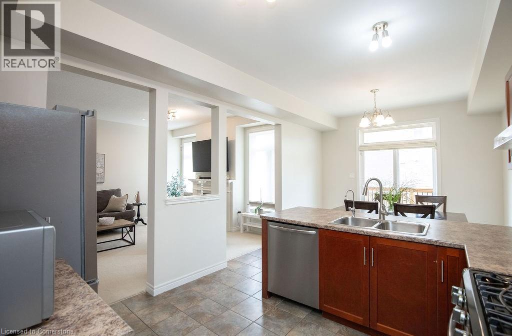 Photo 9 of 69 Winslow Way, Stoney Creek ON