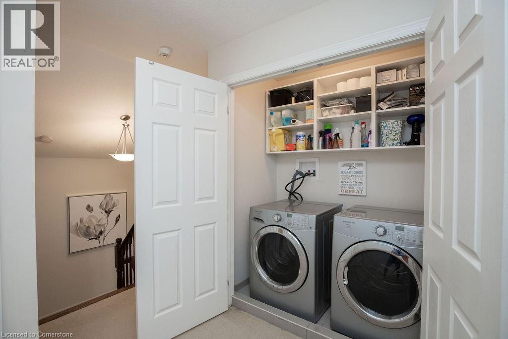 Photo 23 of 69 Winslow Way, Stoney Creek ON