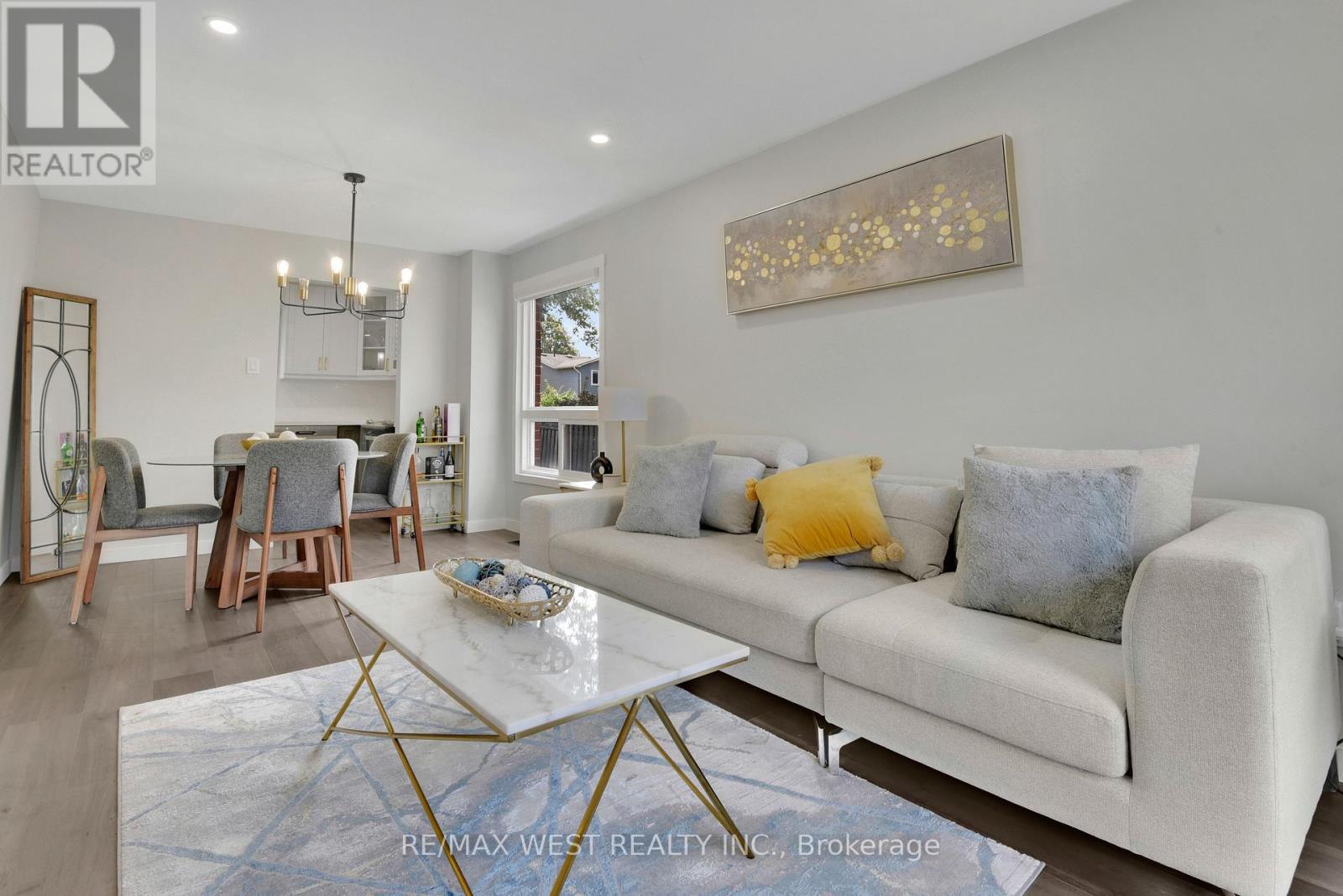 Photo 10 of 703 Mountjoy Court, Oshawa ON