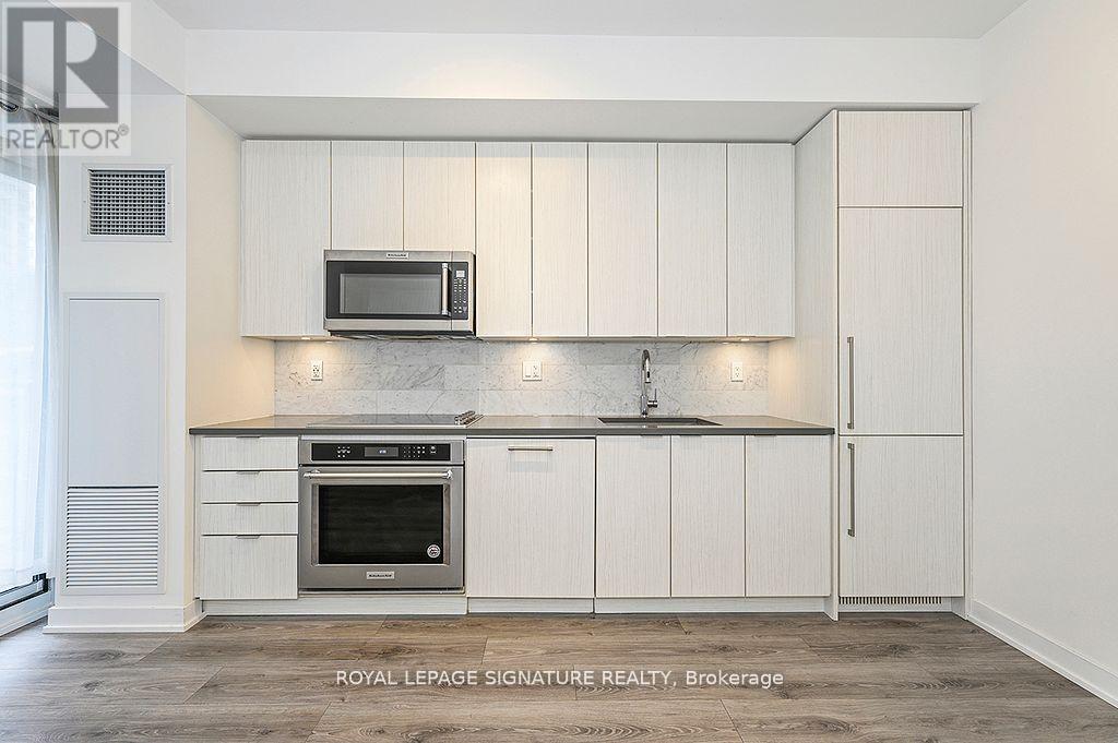 Photo 18 of 611 38 Iannuzzi Street, Toronto ON