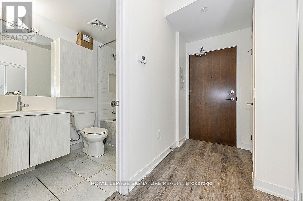 Photo 6 of 611 38 Iannuzzi Street, Toronto ON