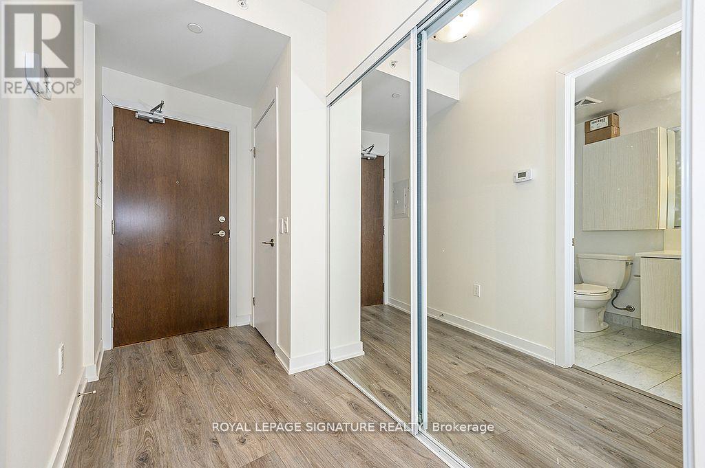 Photo 7 of 611 38 Iannuzzi Street, Toronto ON