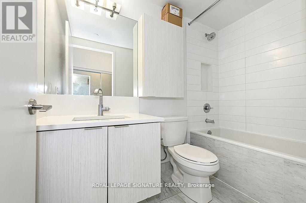 Photo 8 of 611 38 Iannuzzi Street, Toronto ON