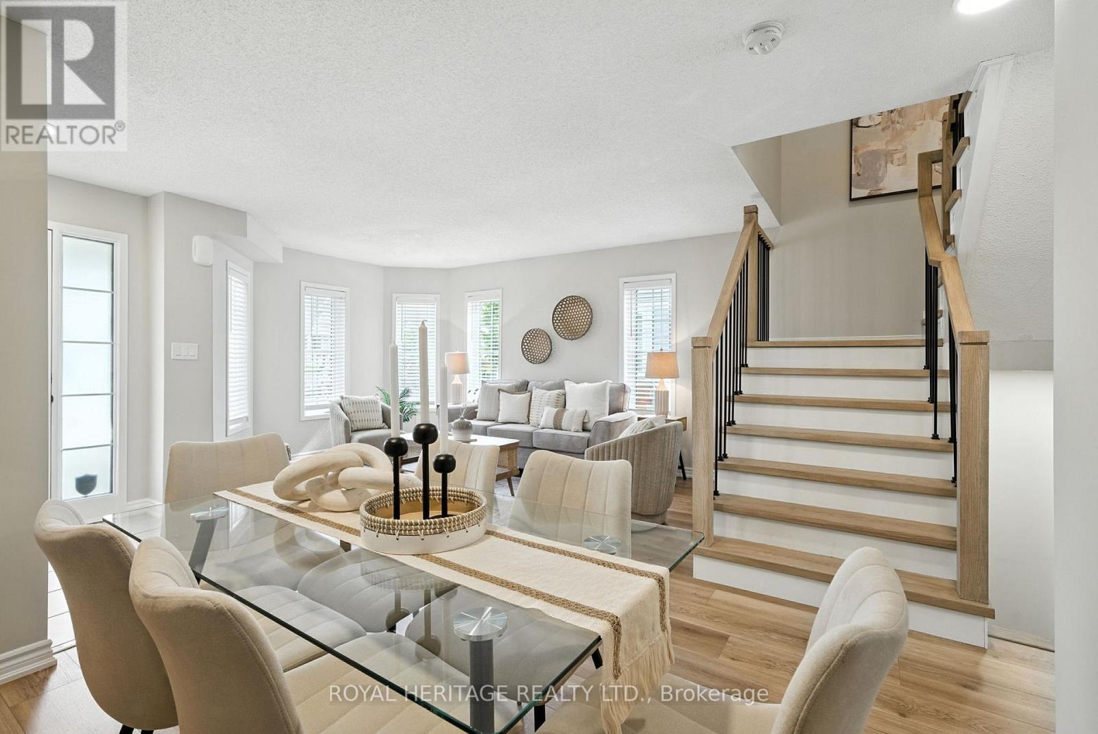 Photo 13 of 159 Carnwith Drive E, Whitby ON