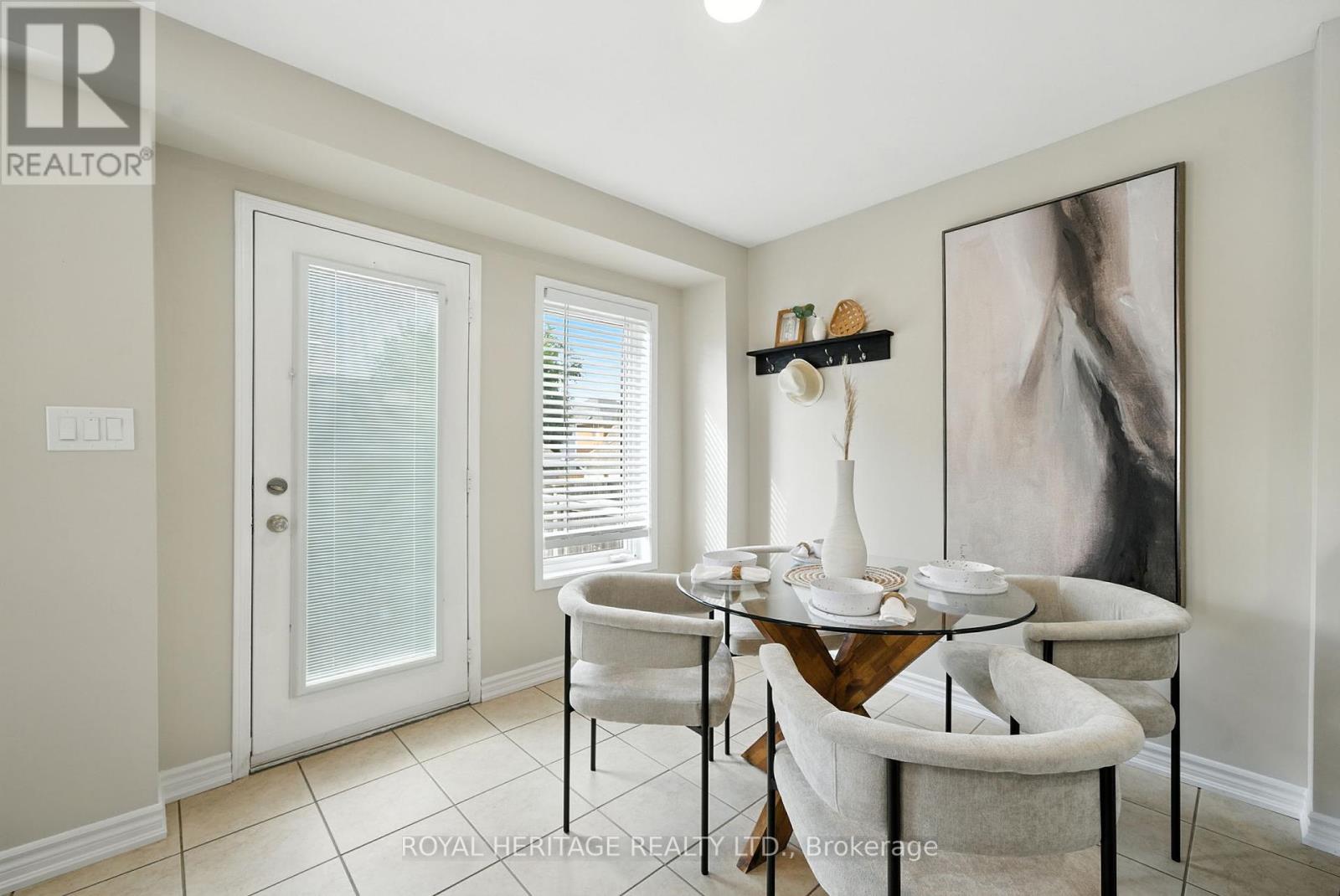 Photo 21 of 159 Carnwith Drive E, Whitby ON
