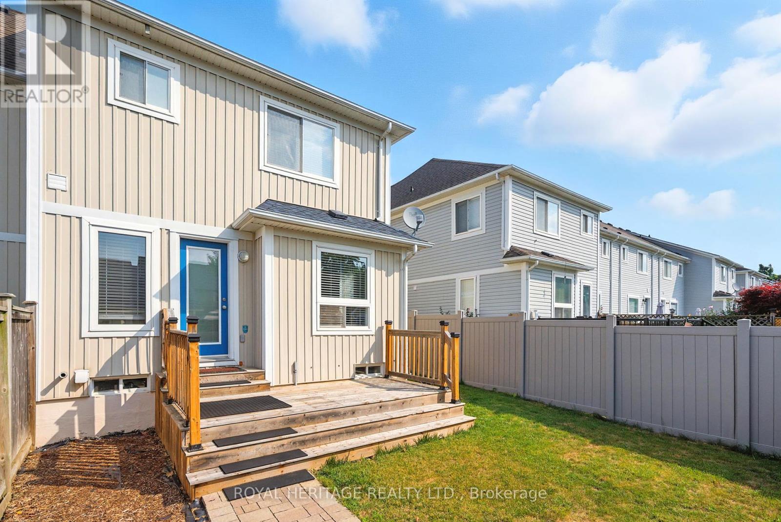 Photo 43 of 159 Carnwith Drive E, Whitby ON