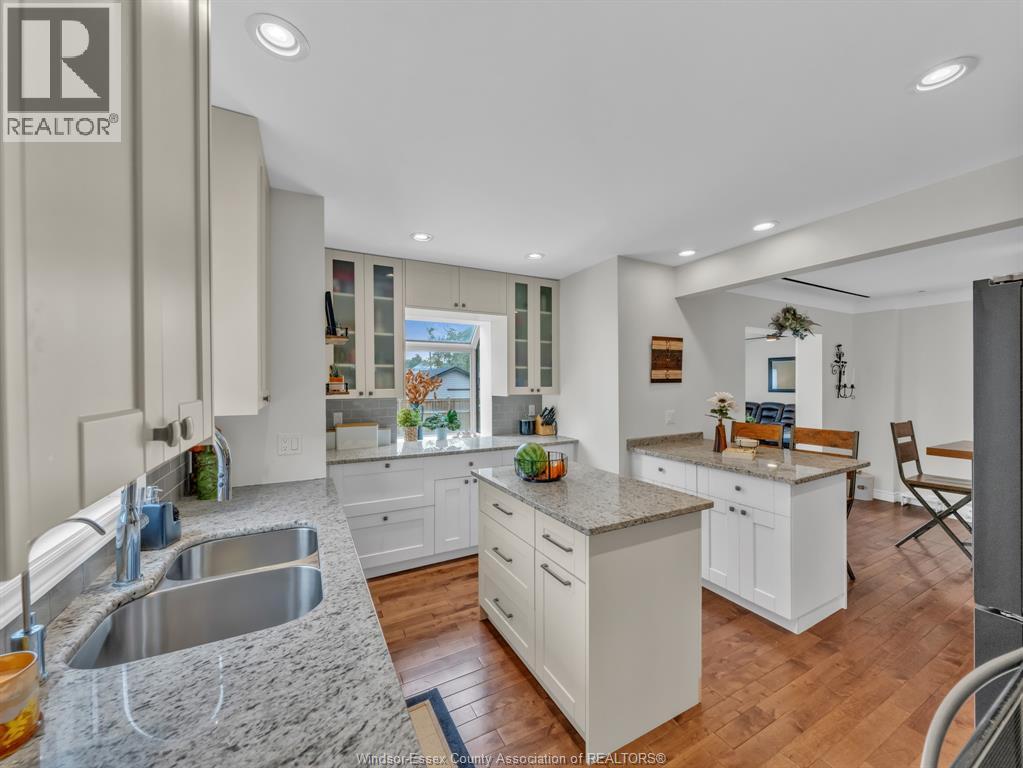 Photo 12 of 4345 Pleasant Place, Windsor ON