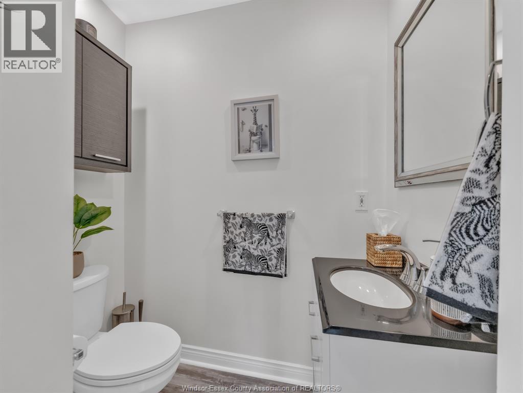 Photo 18 of 4345 Pleasant Place, Windsor ON
