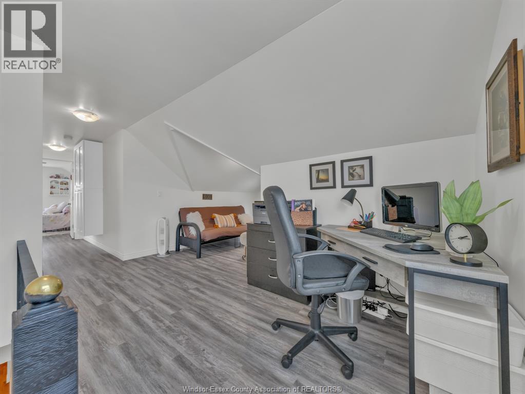Photo 27 of 4345 Pleasant Place, Windsor ON