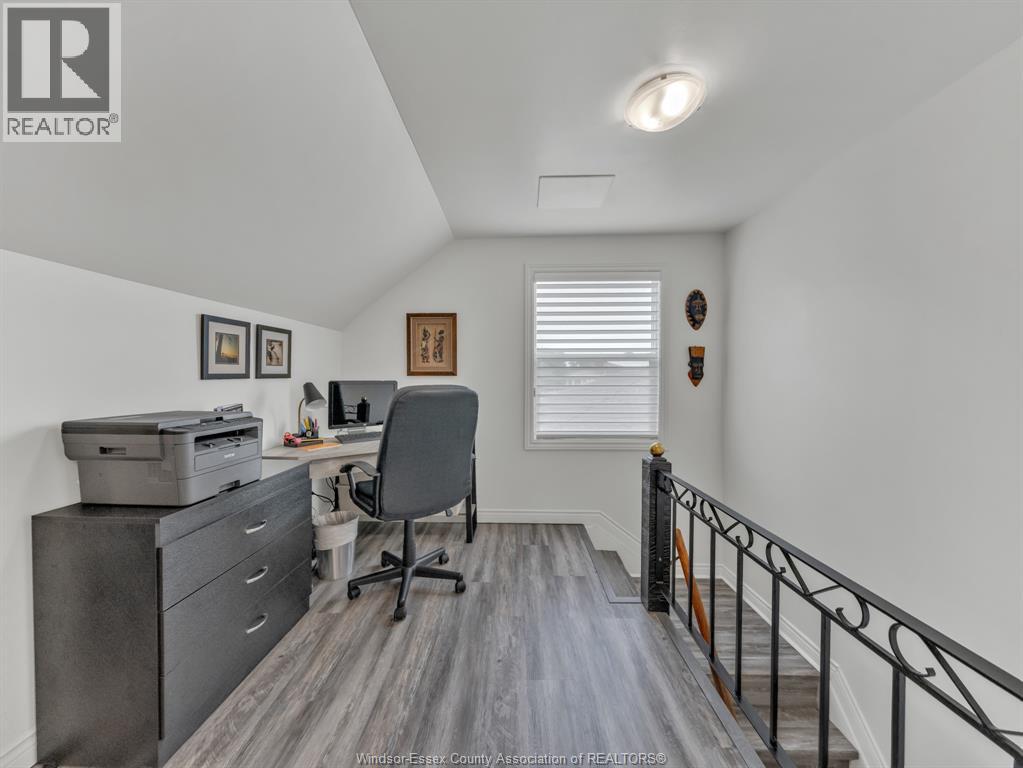 Photo 28 of 4345 Pleasant Place, Windsor ON