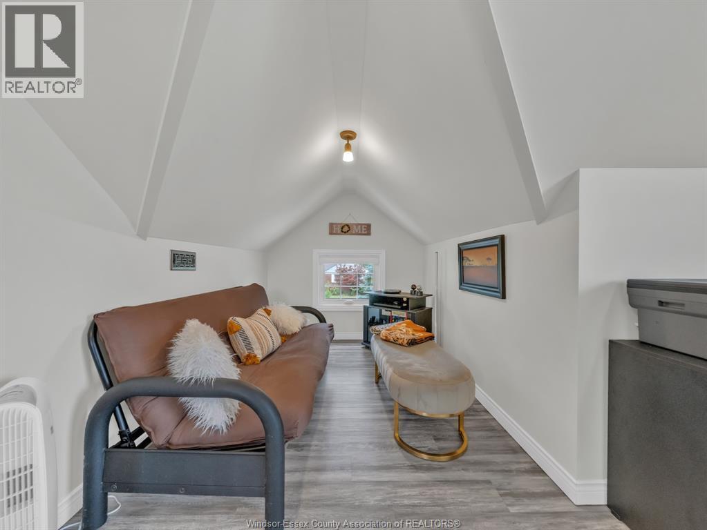 Photo 30 of 4345 Pleasant Place, Windsor ON