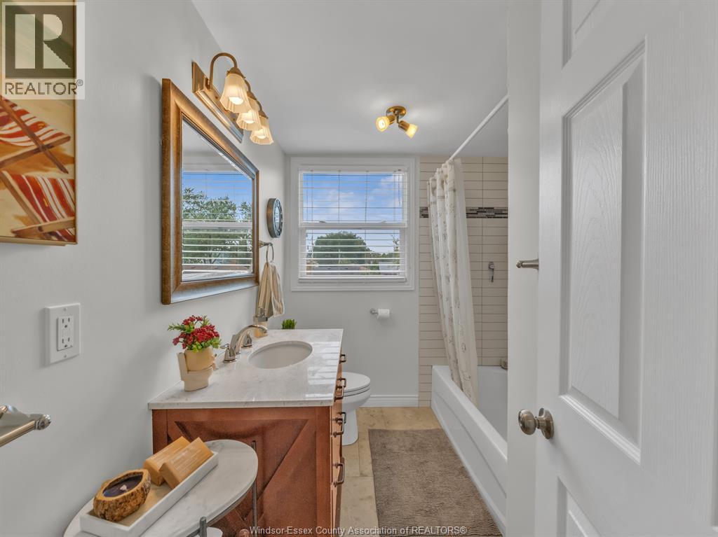 Photo 31 of 4345 Pleasant Place, Windsor ON