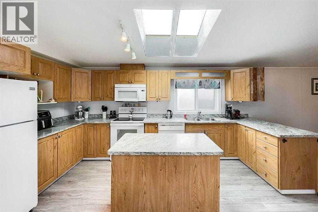 Photo 8 of 268 Harpe Way, Fort Mcmurray AB