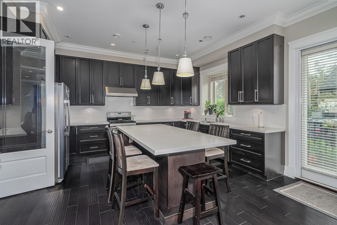 Photo 8 of 1507 E 55th Avenue, Vancouver BC