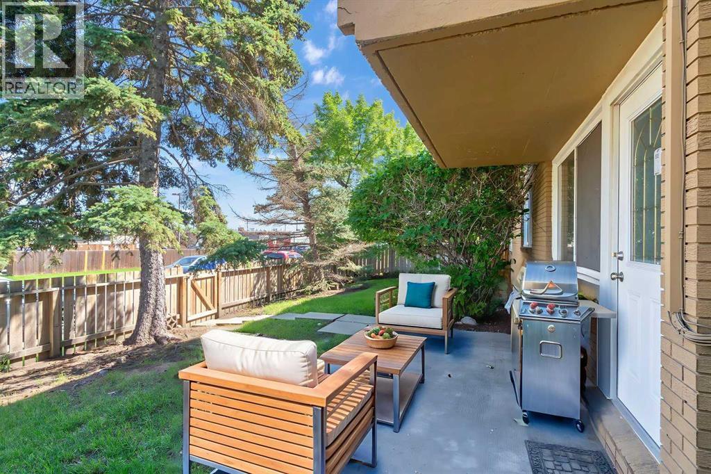 Single Family House for Sale in   A Street SW Kingsland Calgary 