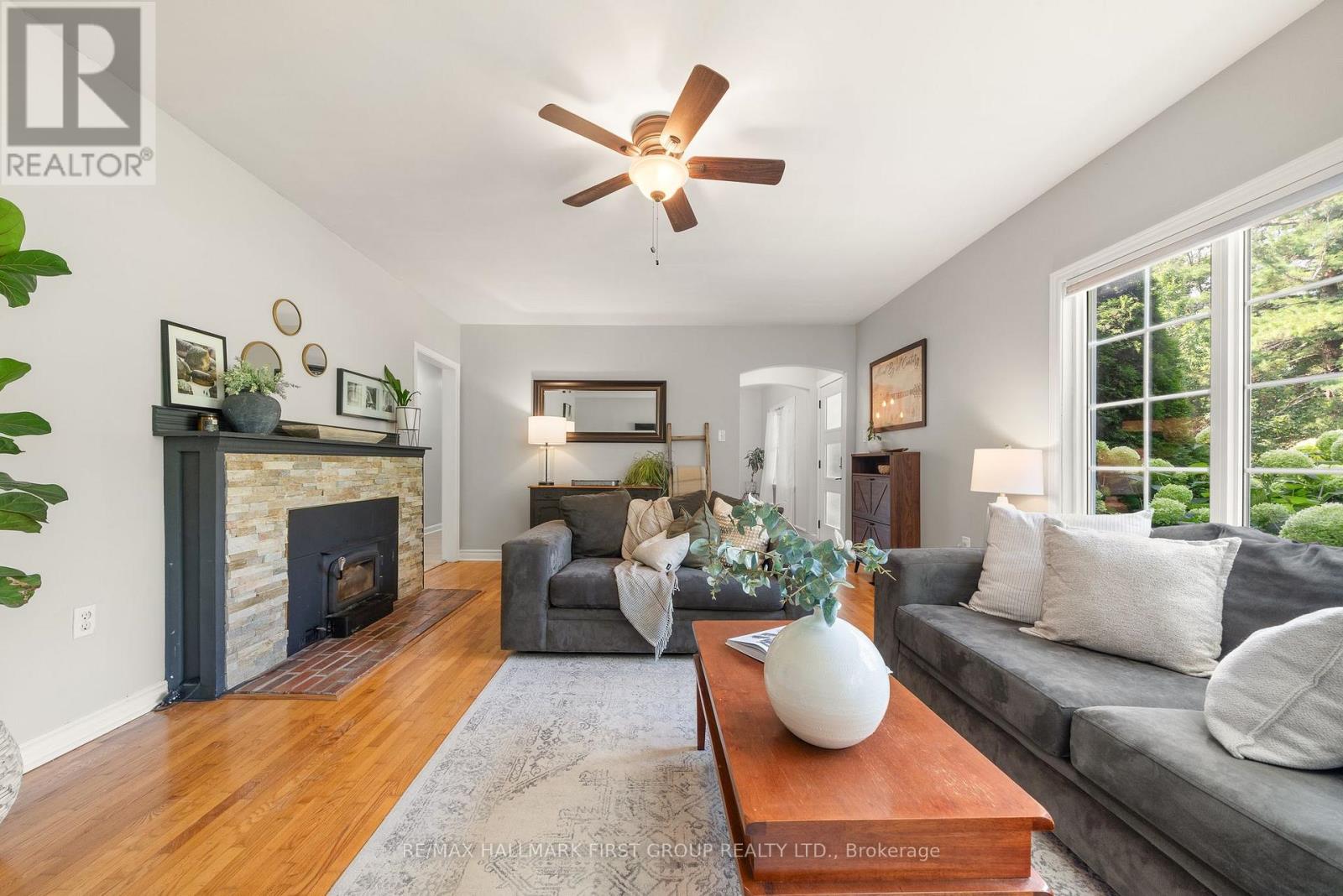 Photo 8 of 4073 Burnham Street N, Hamilton Township ON