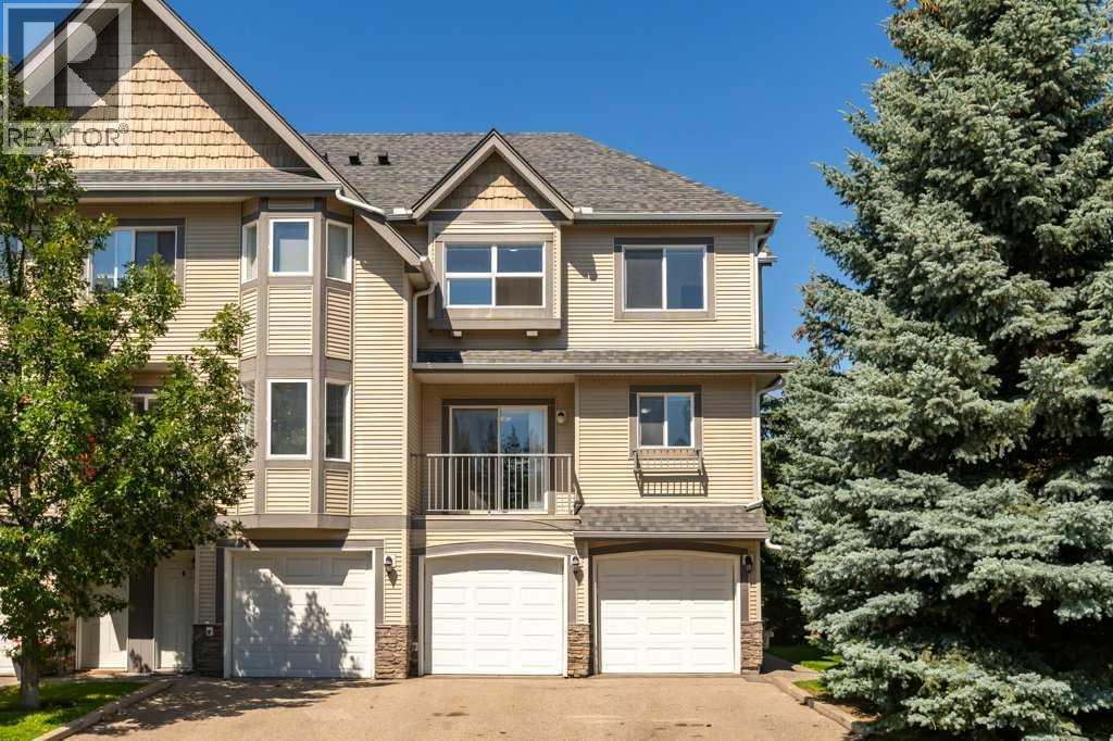83 Cedarwood Lane SW, Calgary, Alberta