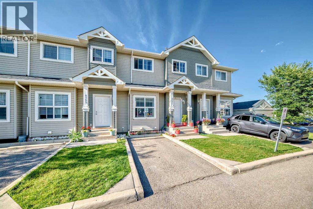 Single Family House for Sale in   Tarawood Lane NE Taradale Calgary 