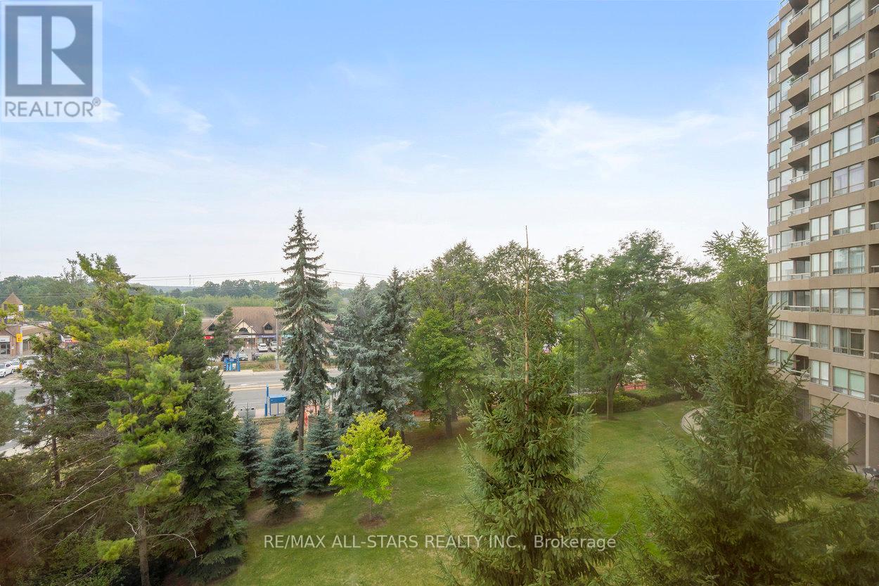 Photo 23 of 404 610 Bullock Drive, Markham ON