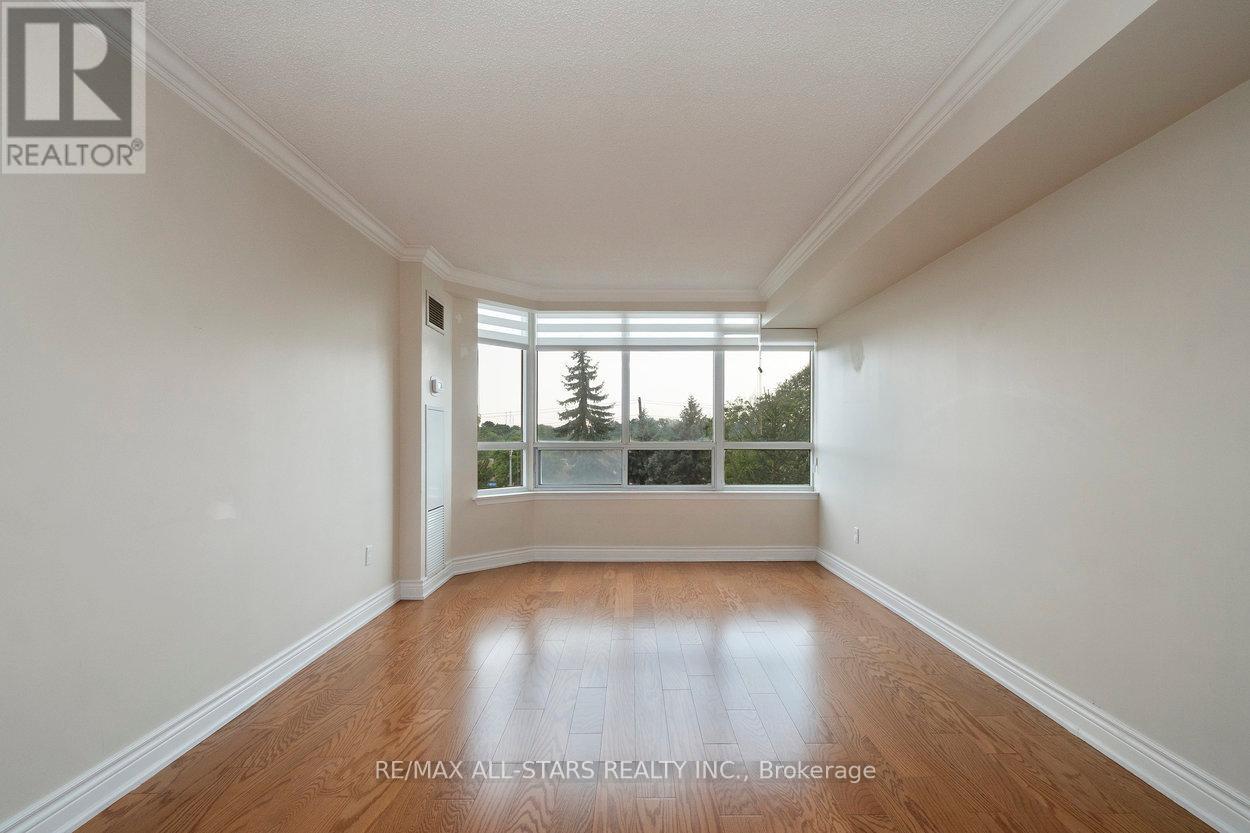 Photo 26 of 404 610 Bullock Drive, Markham ON