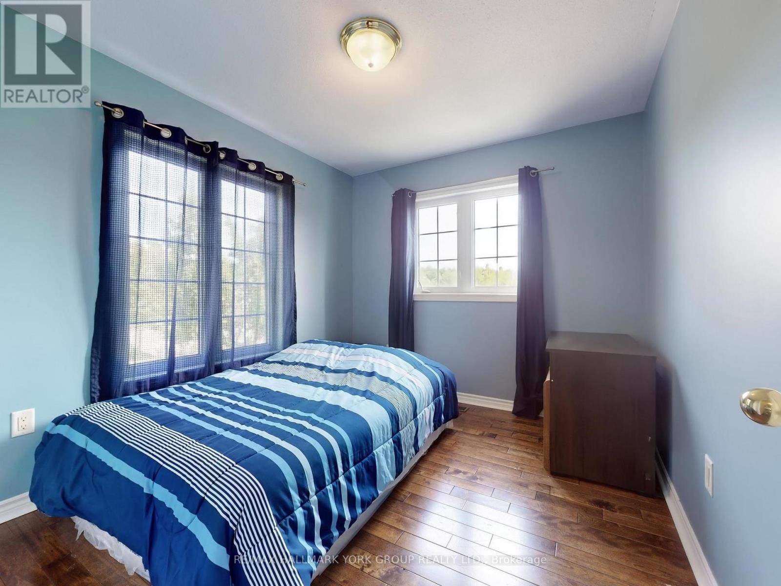 Photo 22 of 1 Lander Crescent, Vaughan ON