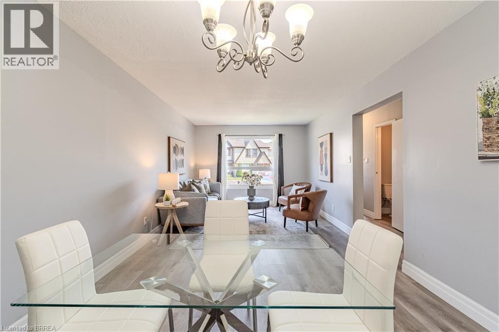 Photo 13 of 15 Centennial Drive Unit D, Brantford ON