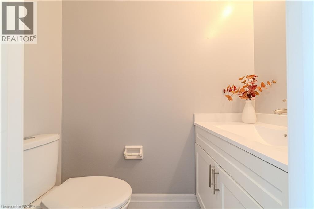 Photo 17 of 15 Centennial Drive Unit D, Brantford ON