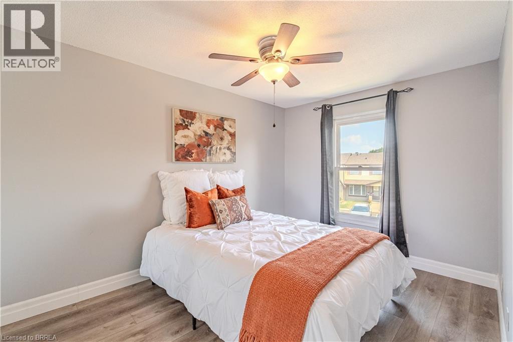Photo 25 of 15 Centennial Drive Unit D, Brantford ON