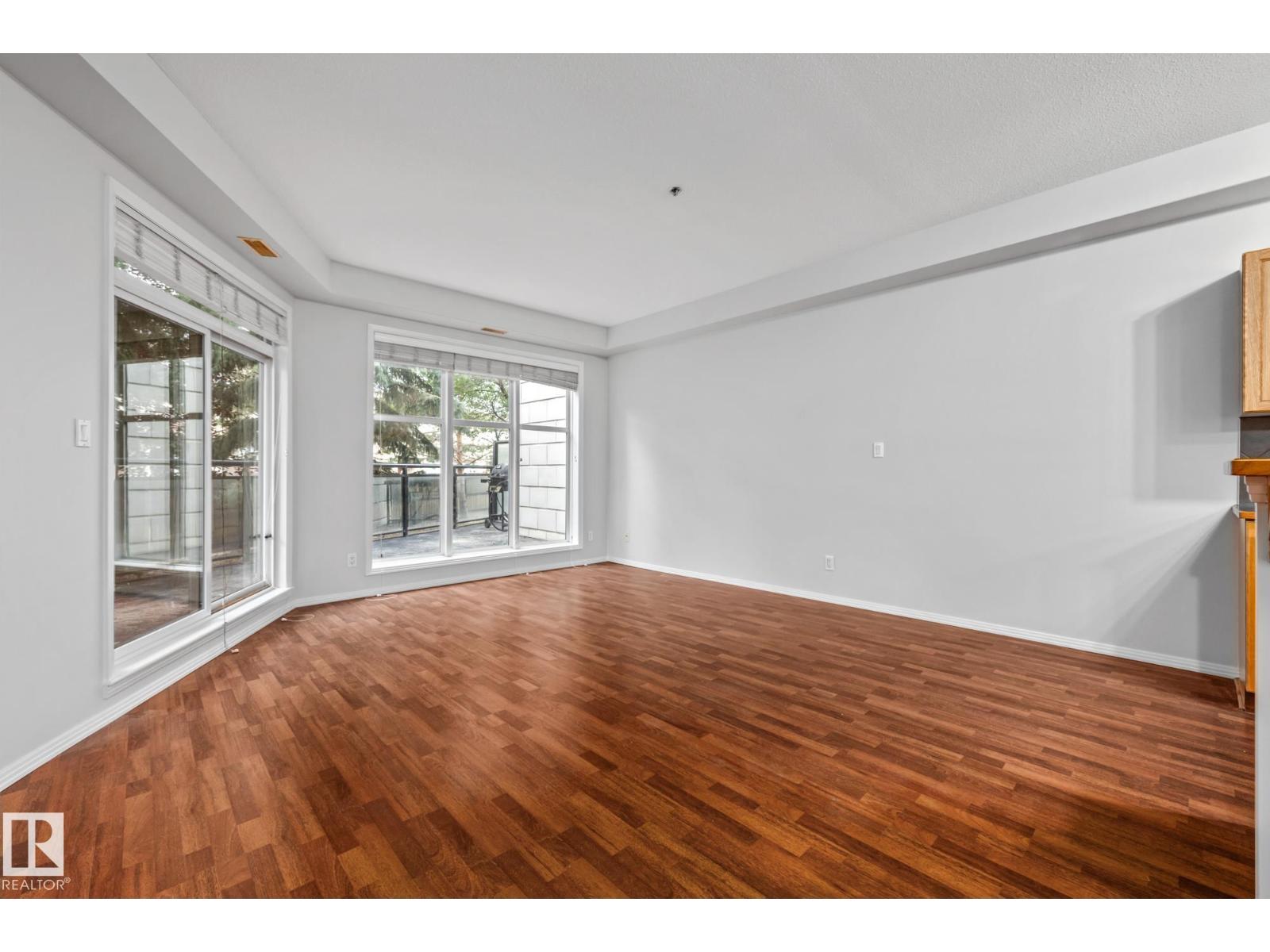 Photo 15 of 127 4831 104 A St Nw, Edmonton AB