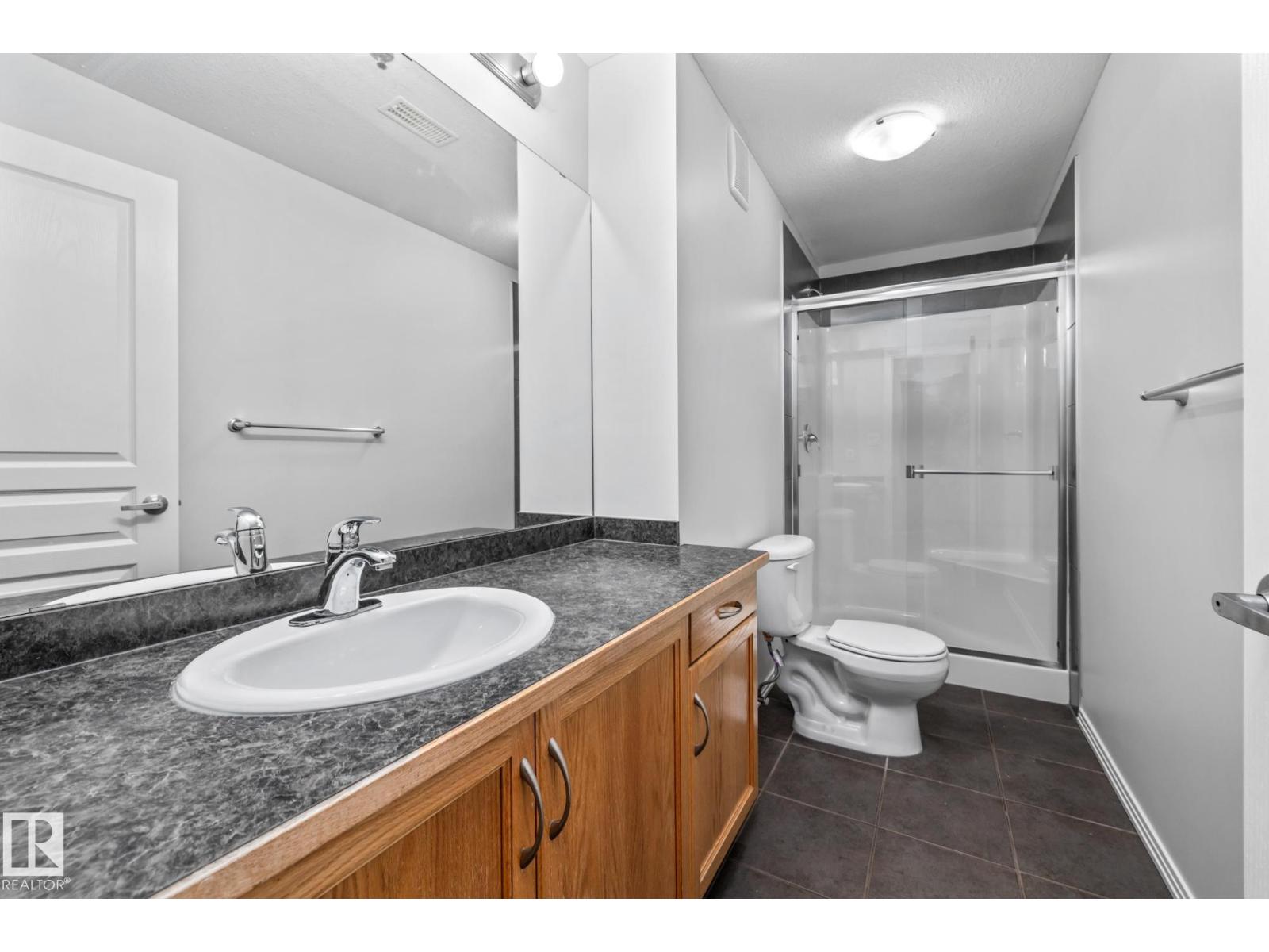 Photo 24 of 127 4831 104 A St Nw, Edmonton AB