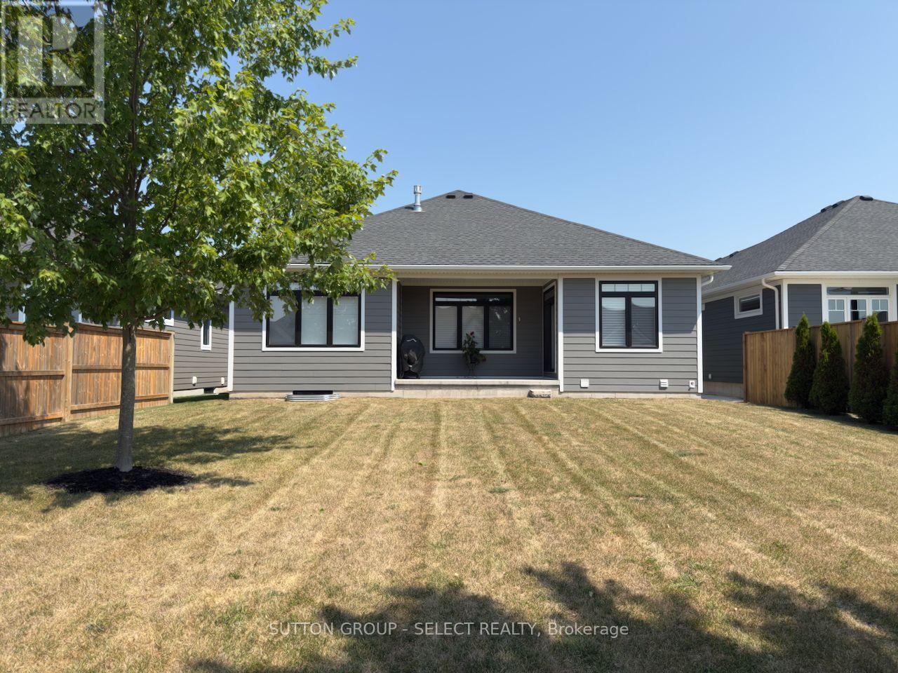 Photo 11 of 58 Deerfield Road, Lambton Shores ON