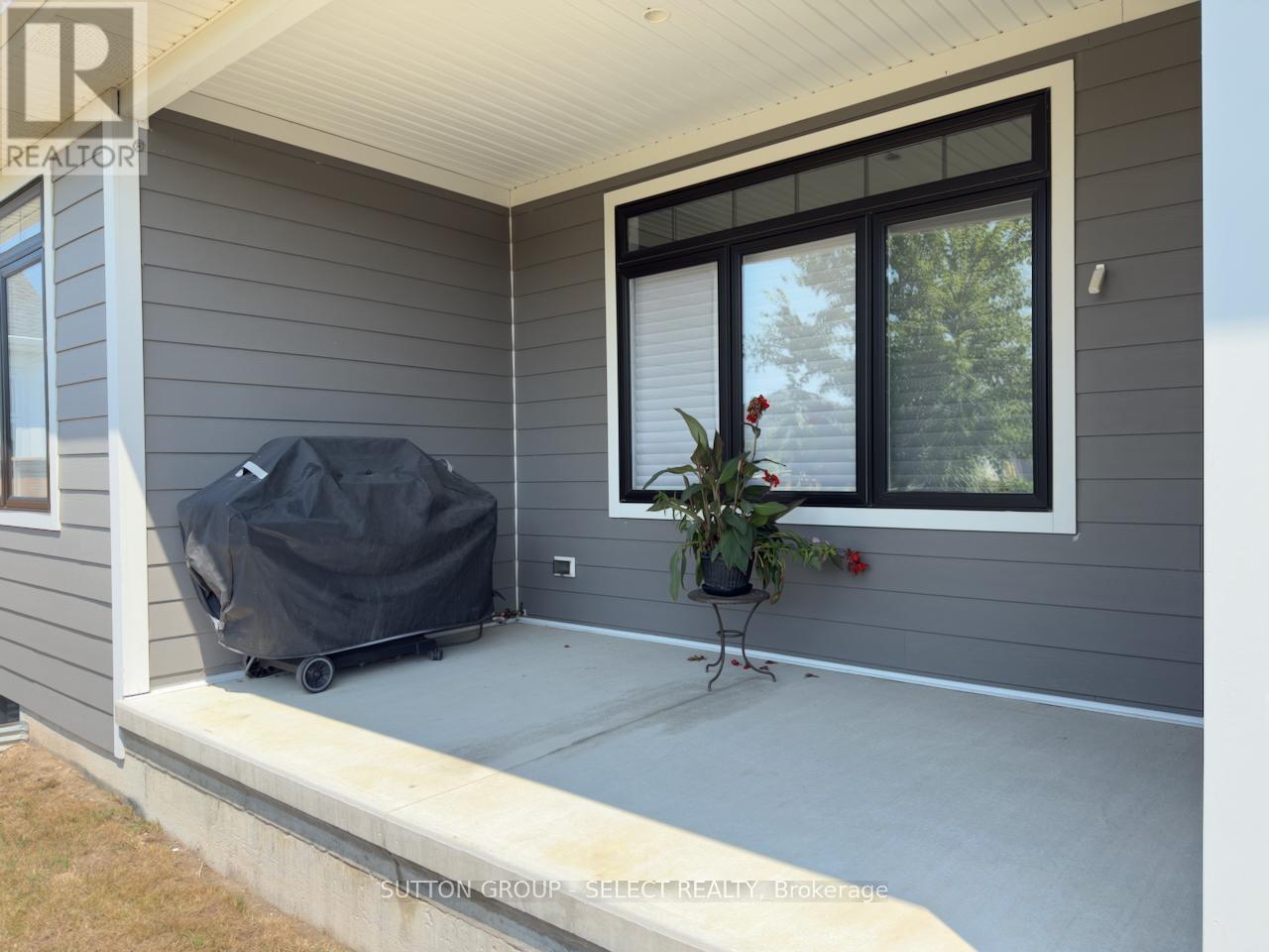 Photo 15 of 58 Deerfield Road, Lambton Shores ON