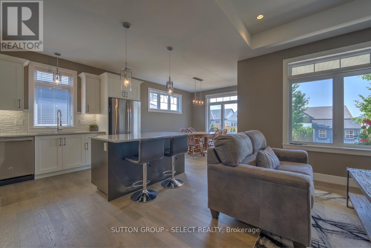 Photo 32 of 58 Deerfield Road, Lambton Shores ON