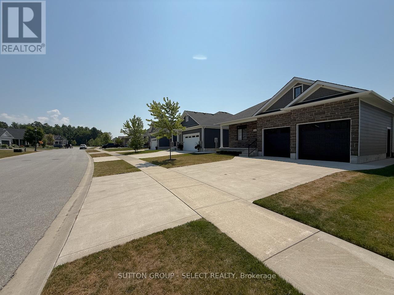 Photo 4 of 58 Deerfield Road, Lambton Shores ON
