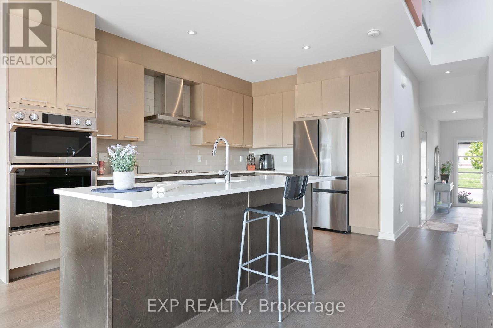 Photo 14 of 244 Shuttleworth Drive, Ottawa ON