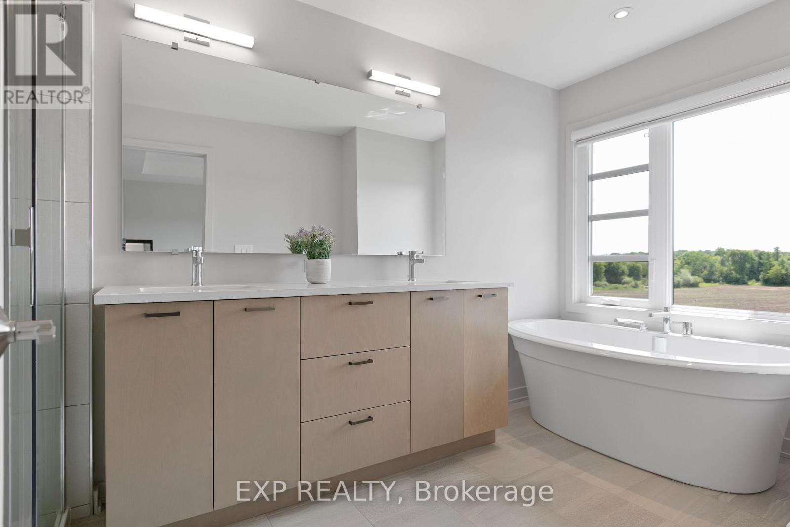 Photo 34 of 244 Shuttleworth Drive, Ottawa ON