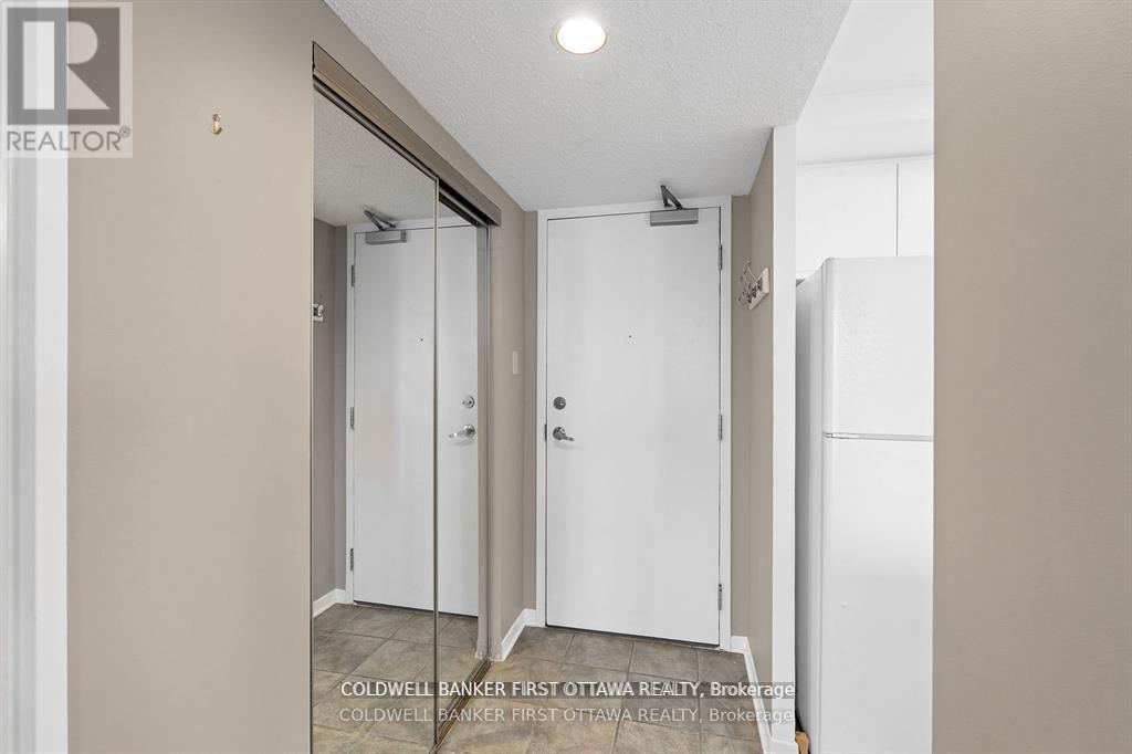 Photo 13 of 410 35 Holland Avenue, Ottawa ON