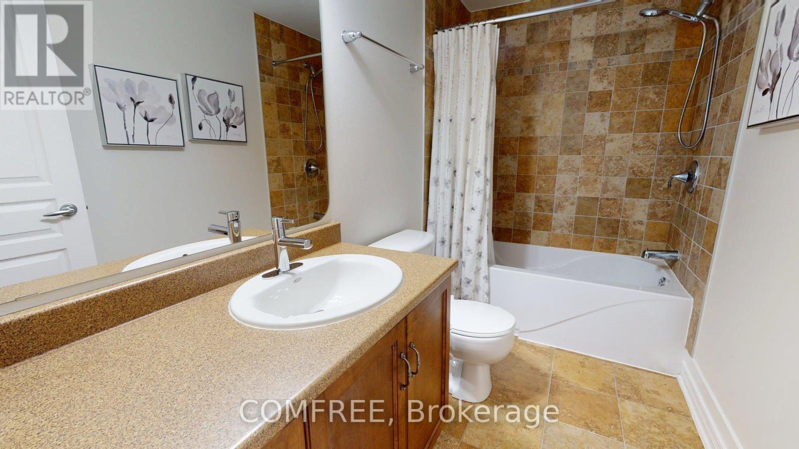 Photo 21 of 176 Solera Circle, Ottawa ON