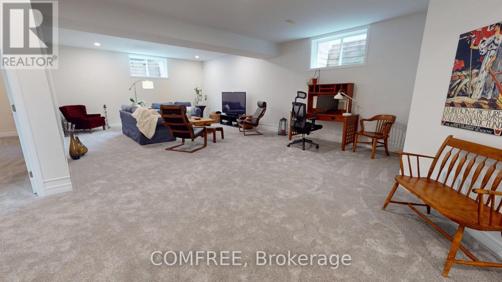 Photo 24 of 176 Solera Circle, Ottawa ON