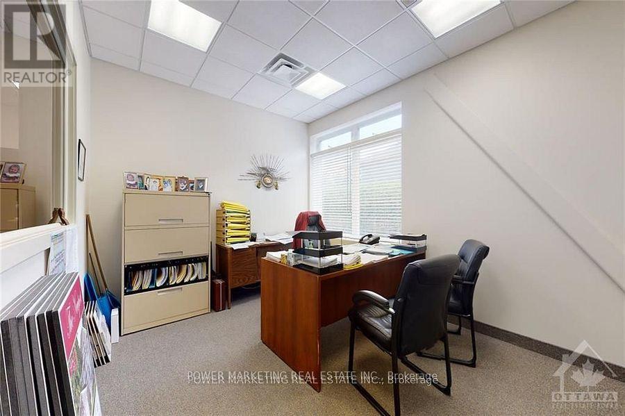 Photo 15 of 300 500 Lacolle Way, Ottawa ON