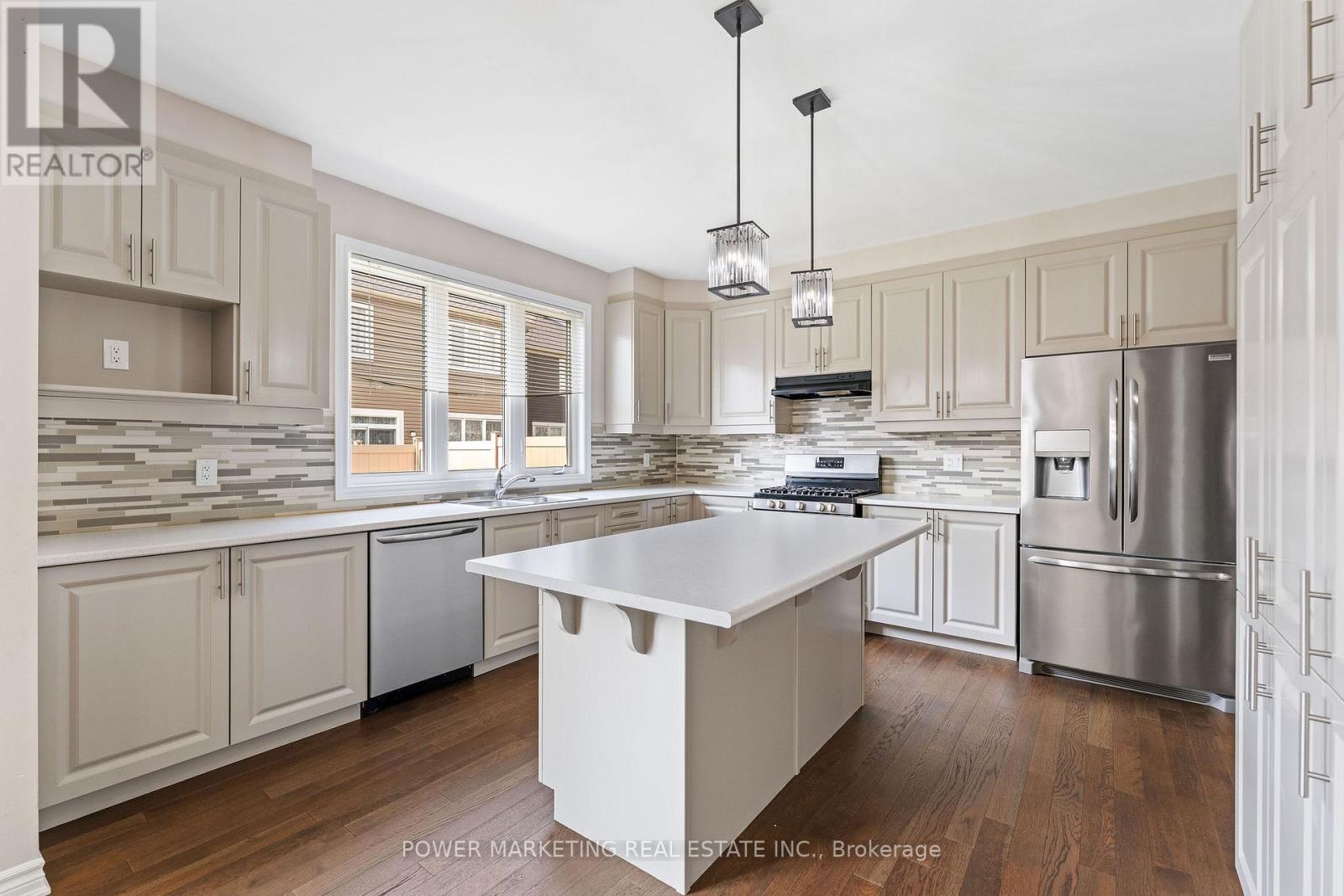 Photo 29 of 326 Sweetclover Way, Ottawa ON