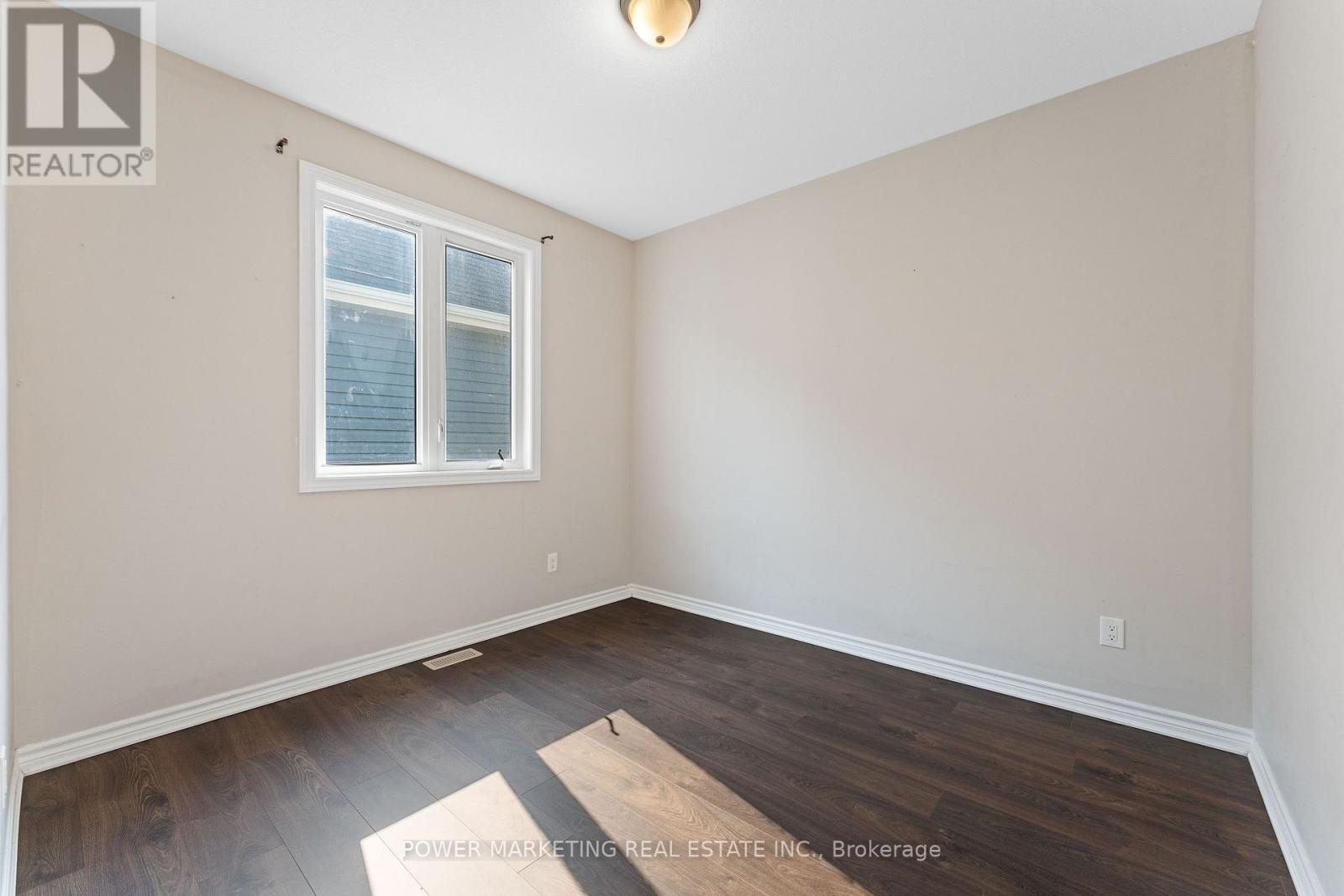 Photo 6 of 326 Sweetclover Way, Ottawa ON